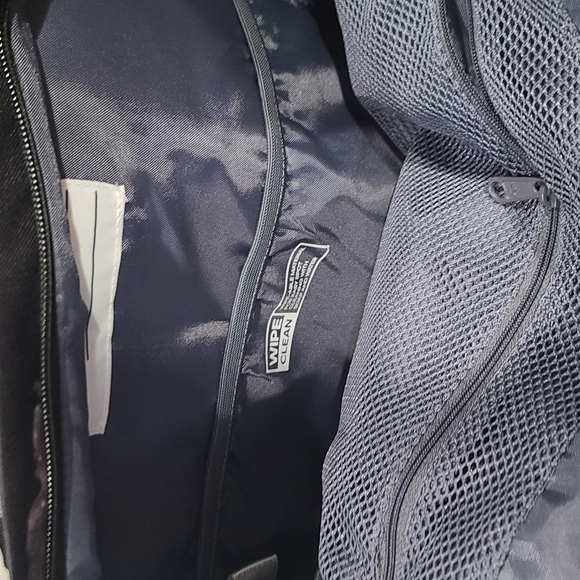 Adidas Unisex Trefoil  Backpack 2.0, Camo Series Chalk White Black, One Size - Picture 2 of 4